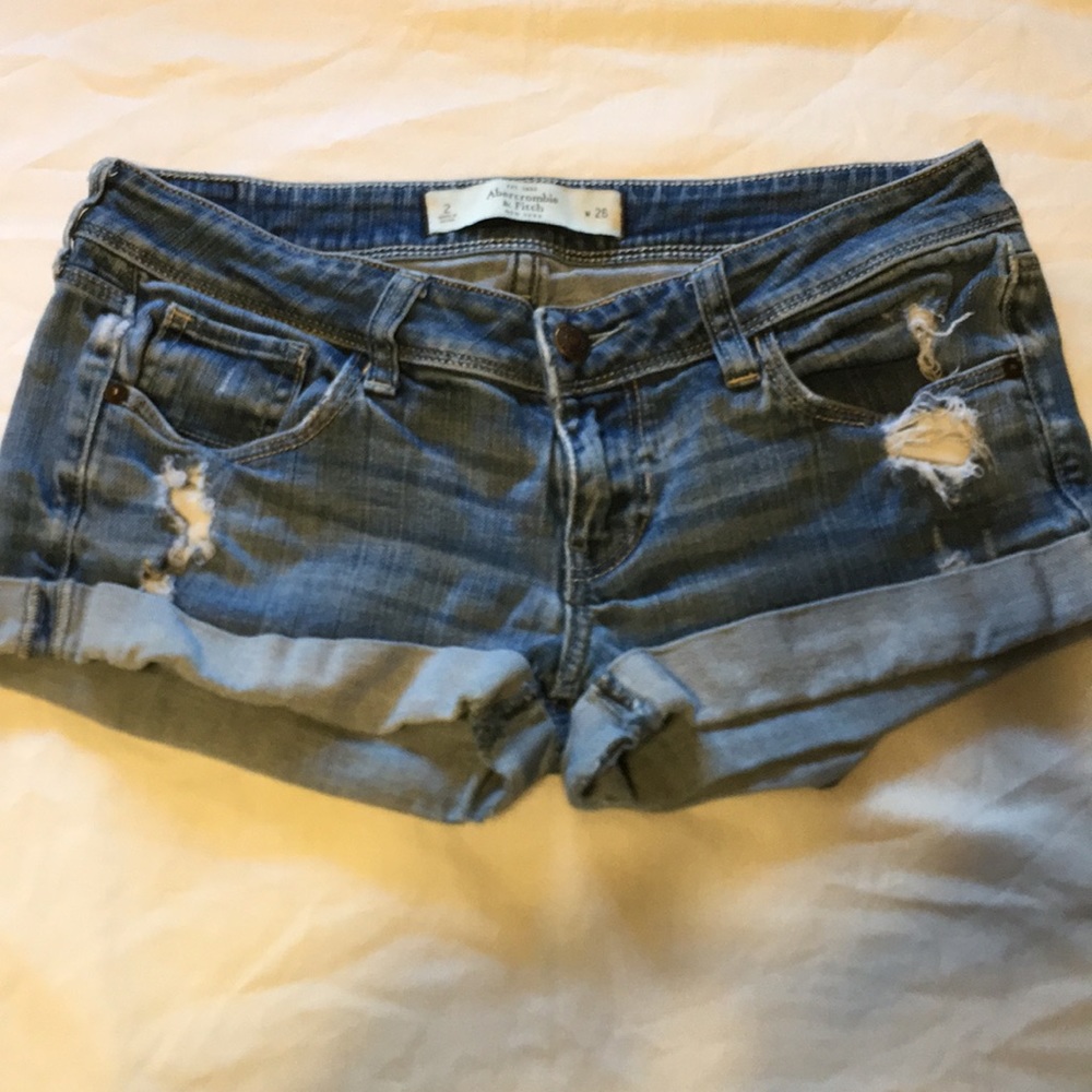 ABERCROMBIE & FITCH Low Rise Denim Shorts